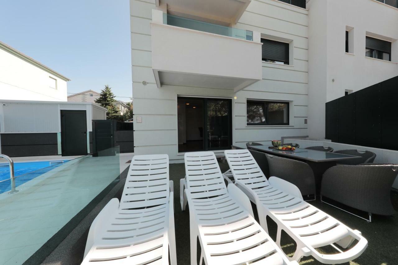 Villa Peric Seline Exteriör bild
